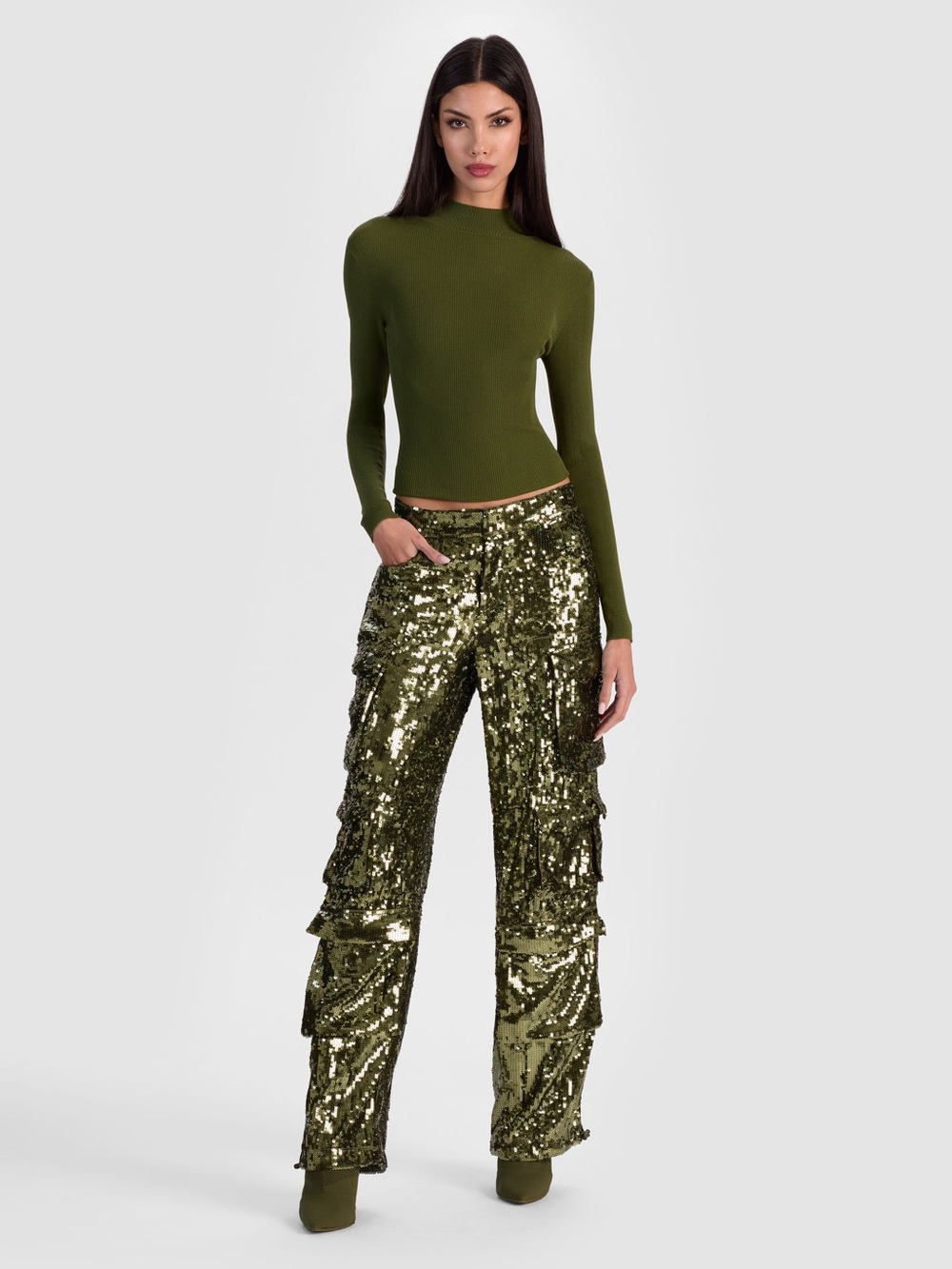 ✨ Alice + Olivia Olympia Sequin Cargo Pants ✨